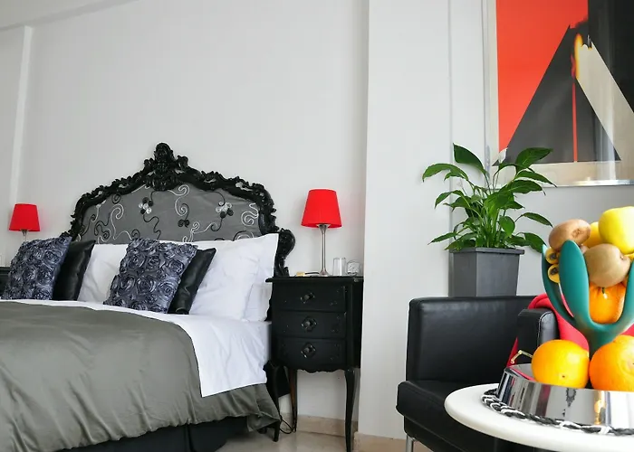 ゲストハウス Gallery 3*