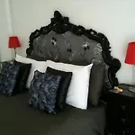 Gallery 3*
