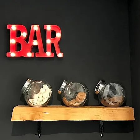 Gallery 3*